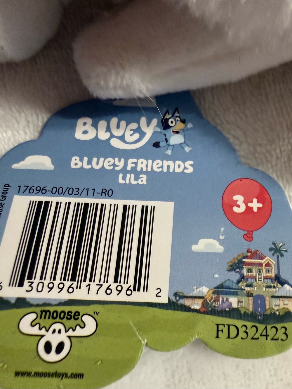 Bluey Muffin Plush - Picture 4 of 4